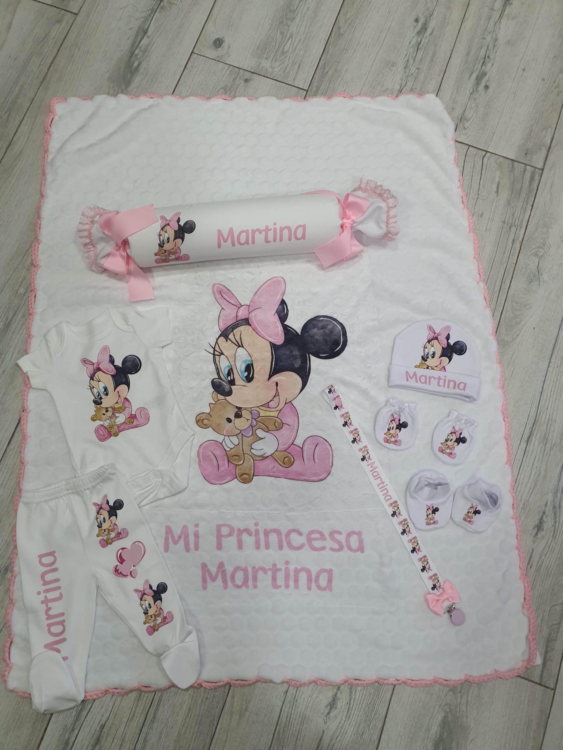 2025/05/20250509_114642-scaled.jpg Pack bebé niña - Imagen 1